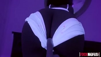 Ariana Aimes In Busty Black Light Babe